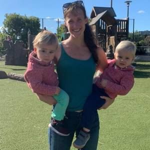 Meet your Posher, Laura